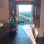 In Tuscany With View And Swimming Pool Дом отдыха