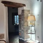Дом отдыха In Tuscany With View And Swimming Pool *