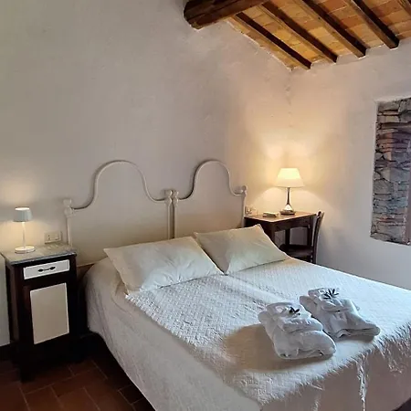 Дом отдыха In Tuscany With View And Swimming Pool *