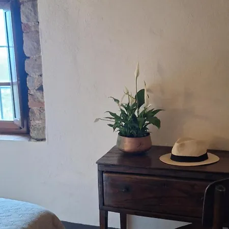 In Tuscany With View And Swimming Pool Дом отдыха